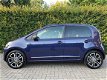 Volkswagen Up! - High up, Panoramadak, Stoelverwarming, Airco - 1 - Thumbnail