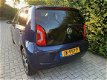 Volkswagen Up! - High up, Panoramadak, Stoelverwarming, Airco - 1 - Thumbnail