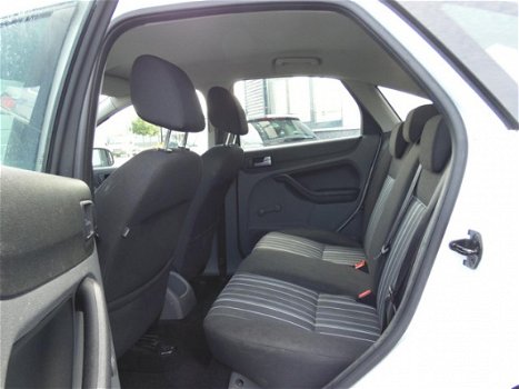 Ford Focus - 1.6 Trend AIRCO APK 2020 (bj2009) - 1