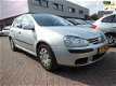 Volkswagen Golf - 1.4 Turijn AIRCO / TREKHAAK 2005 € 2750.- zo mee met 1 jaar Apk - 1 - Thumbnail