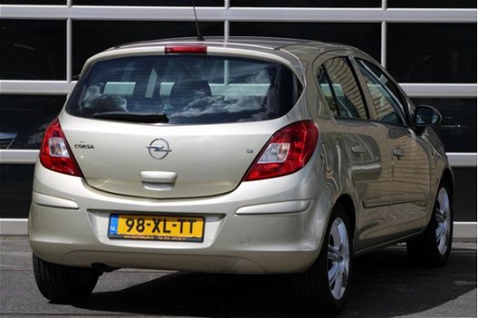 Opel Corsa - 1.2-16V Enjoy 5 Deurs Airco - 1