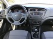 Hyundai i20 - 5-DEURS 1.2 i-Drive Cool, AIRCO, START/STOP, ELEK. RAMEN - 1 - Thumbnail
