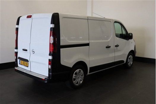 Opel Vivaro - 1.6 CDTI - Airco - Navi - PDC - € 8.900, - Ex - 1