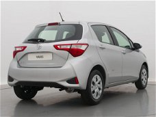 Toyota Yaris - 1.0 VVT-i Comfort | Airco | Bluetooth | 5 Deurs |