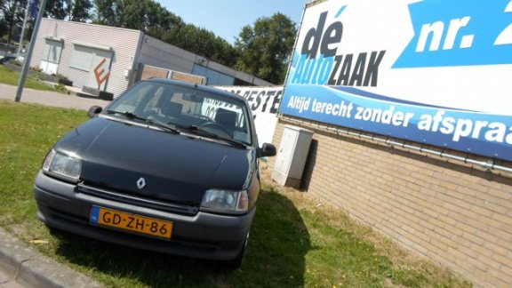 Renault Clio - 1.2 RN - 1