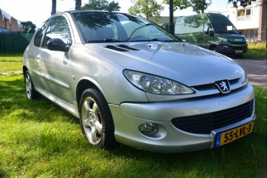 Peugeot 206 - 2.0-16V GTI grand tourisme*airco*half-leer - 1