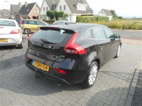 Volvo V40 - D2 SUMMUM NAVI 2013 - 1