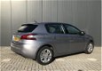Peugeot 308 - 110 pk. * Luxe-Premium * Panoramadak * Navigatie * V+A Sensoren * Vierde Generatie Eer - 1 - Thumbnail