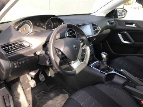 Peugeot 308 - 110 pk. * Luxe-Premium * Panoramadak * Navigatie * V+A Sensoren * Vierde Generatie Eer - 1