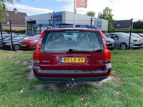 Volvo V70 - 2.4 D5 Edition II 7 pers./lmv/navi/leder - 1