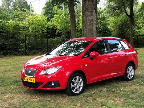 Seat Ibiza ST - 1.2 TDI Style Ecomotive airco cruisecontrol nieuwe apk NAP zeer goede auto - 1