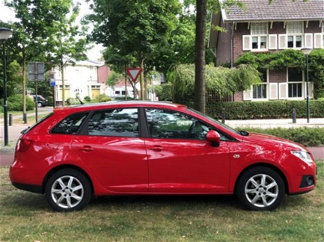 Seat Ibiza ST - 1.2 TDI Style Ecomotive airco cruisecontrol nieuwe apk NAP zeer goede auto - 1