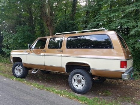 Chevrolet Suburban - C20 silverado - 1