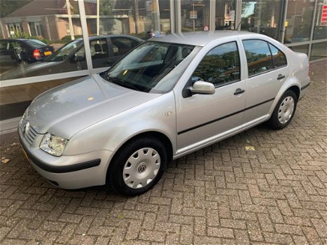 Volkswagen Bora - 1.6-16V AIRCO|CRUISE|1e EIGENAAR|YOUNGTIMER - 1