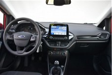 Ford Fiesta - 1.1 70PK Trend 5-deurs | Navigatie | Parkeersensoren | Cruise Control