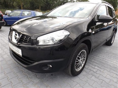 Nissan Qashqai+2 - 1