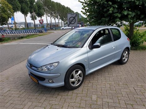 Peugeot 206 - 1.4-16V XS JBL - 1