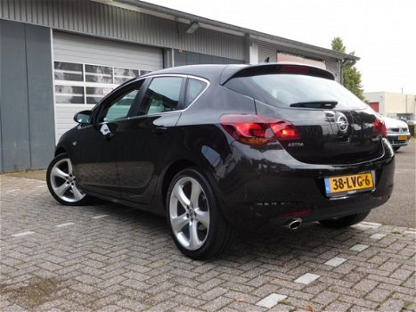 Opel Astra - 1.4 Turbo Sport Climate&Cruise, 19 inch Sportvelgen - 1