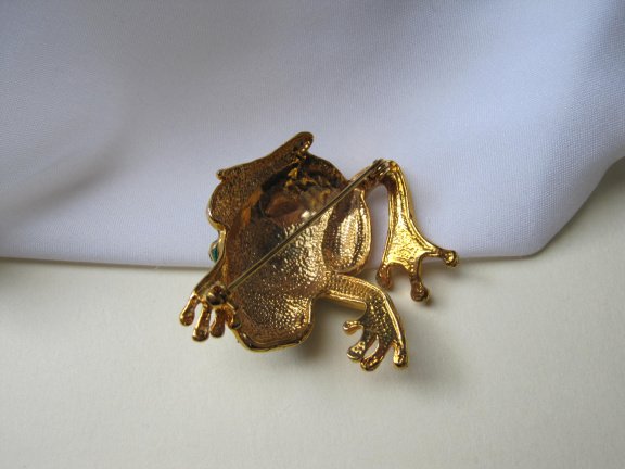 Broche goudkleurig en groen emaille kikker met kristal rijnsteentjes 4.5x4.1 cm. - Afbeelding 3