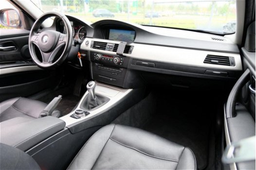 BMW 3-serie Touring - 318d Corporate Lease Business Line Navi/Leder/Clima/LMV - 1