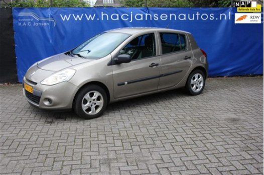 Renault Clio - 1.2 Special Line - 1