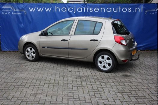 Renault Clio - 1.2 Special Line - 1