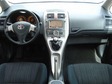 Toyota Auris - 1.6-16V Sol Business / Navigatie / Cruise Controle / - 1