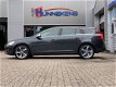 Volvo V60 - 2.4 D5 205 Pk Automaat | Trekhaak | Navigatie | Cruise c. | R-design Velgen - 1 - Thumbnail