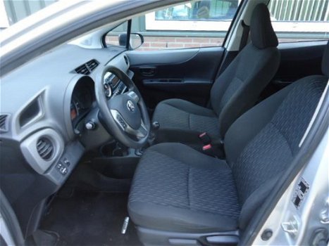 Toyota Yaris - 1.0 VVT-i Comfort Airco LMV - RIJKLAAR - 1