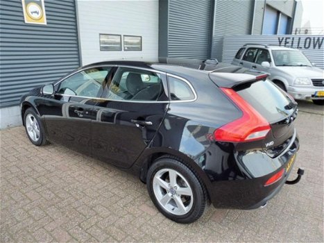 Volvo V40 - 2.0 D4 MOMENTUM clima/navi - 1