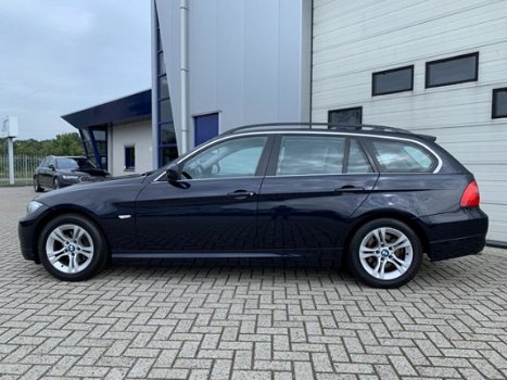 BMW 3-serie Touring - 316i 122pk BUSINESS CLIMA-LEER-NAVI-LMV-PDC-XENON - 1