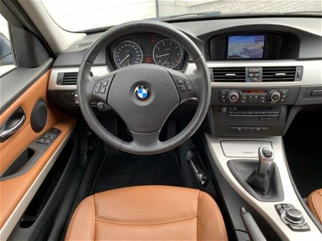 BMW 3-serie Touring - 316i 122pk BUSINESS CLIMA-LEER-NAVI-LMV-PDC-XENON - 1