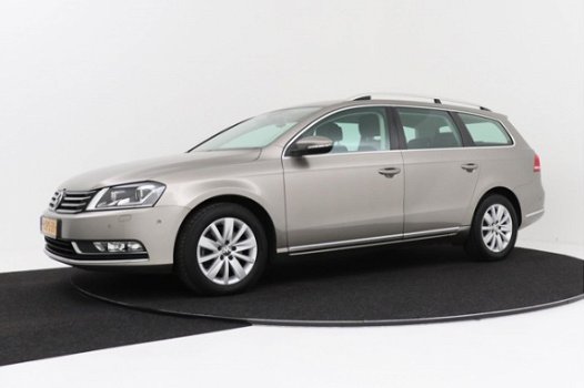 Volkswagen Passat Variant - 1.4 TSI Comfortline Executive Edition BlueMotion | Xenon | Navigatie | P - 1