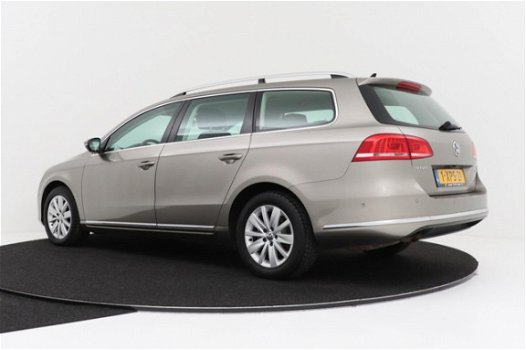 Volkswagen Passat Variant - 1.4 TSI Comfortline Executive Edition BlueMotion | Xenon | Navigatie | P - 1