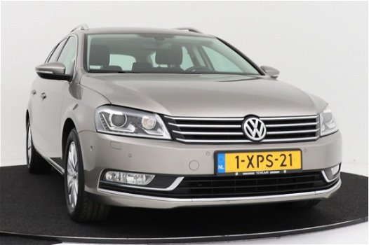 Volkswagen Passat Variant - 1.4 TSI Comfortline Executive Edition BlueMotion | Xenon | Navigatie | P - 1