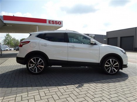 Nissan Qashqai - 1.2 Tekna | NAVI | 360 º CAMERA | TREKHAAK - 1