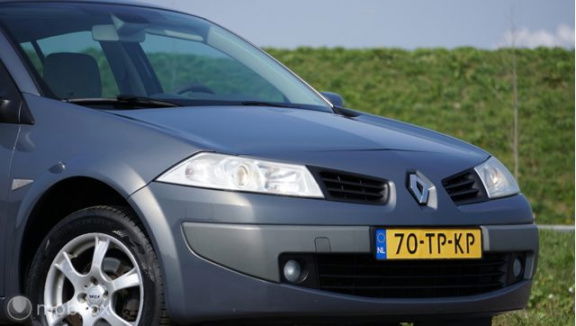 Renault Mégane - 1.6-16V automaat - 1