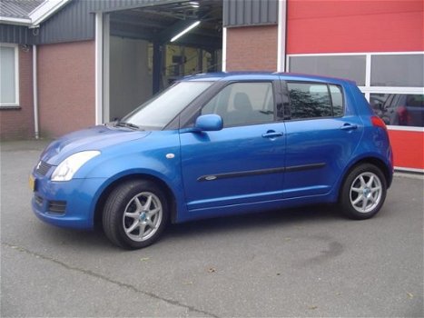 Suzuki Swift - 1.3 5 Deurs // Airco - 1