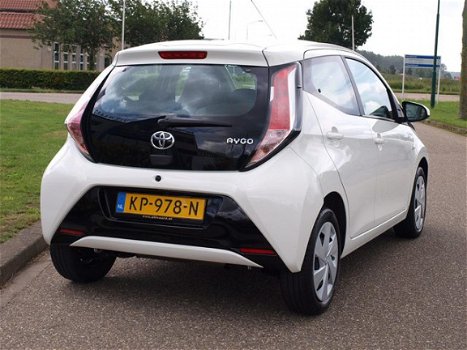 Toyota Aygo - 1.0 VVT-i x-play AIRCO/CAMERA - 1