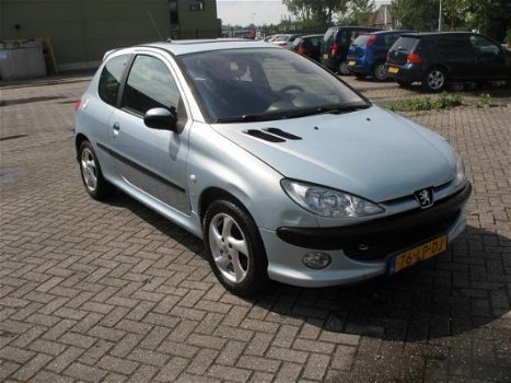 Peugeot 206 - 1.6-16V XS Goed onderhouden - 1