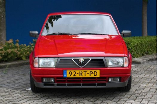 Alfa Romeo 75 - 1.8 Turbo - 1