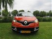 Renault Captur - 0.9 TCe Expression *NL-AUTO* NAVI LMV CRUISE DEALER ONDERH. *BOVAG - 1 - Thumbnail
