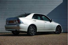 Lexus IS - 200 Business YOUNGT.*NWE APK*AUT*Stoelverw.*Airco*Cruise*NAVI*Elektr. Stoelen*Etc