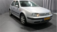 Volkswagen Golf - 1.8-5V Comfortline