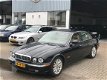 Jaguar XJ - 4.2 V8 Executive AUT/ Youngtimer/ Navi/ NAP/ APK - 1 - Thumbnail