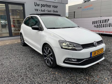 Volkswagen Polo - 1.2TSI 90 PK HIGHLINE PANO/LED/PDC/STOELVERW - 1