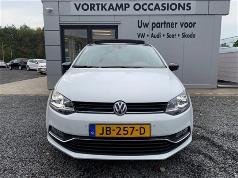 Volkswagen Polo - 1.2TSI 90 PK HIGHLINE PANO/LED/PDC/STOELVERW - 1