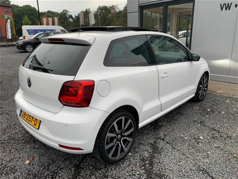 Volkswagen Polo - 1.2TSI 90 PK HIGHLINE PANO/LED/PDC/STOELVERW - 1