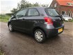 Toyota Yaris - 1.0 VVTi Kijk bij onze andere auto's - 1 - Thumbnail