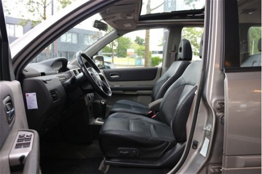 Nissan X-Trail - 2.5 Sport Outdoor Panoramadak Leer Stoelverw. Navi Trekhaak - 1